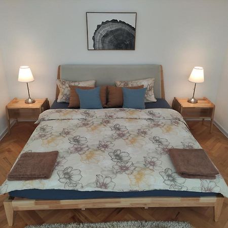 Sky Apartment Prievidza Εξωτερικό φωτογραφία