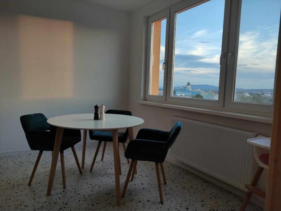 Sky Apartment Prievidza Εξωτερικό φωτογραφία