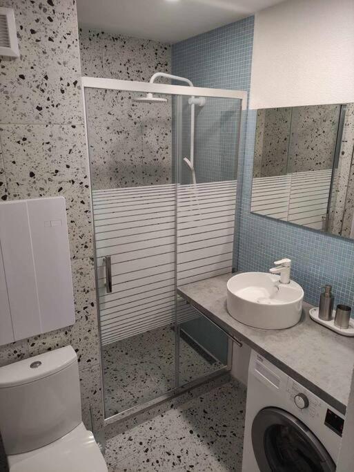 Sky Apartment Prievidza Εξωτερικό φωτογραφία
